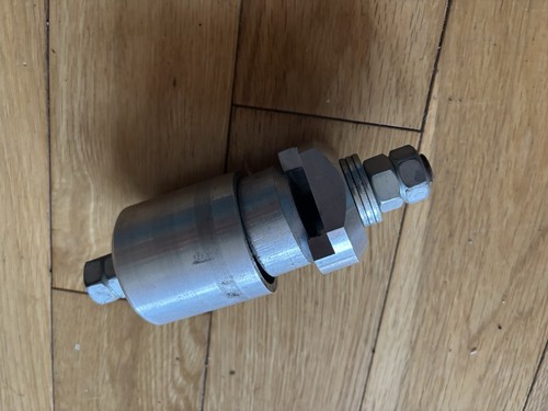 Mx5 rear hub bush fitting - mx5,